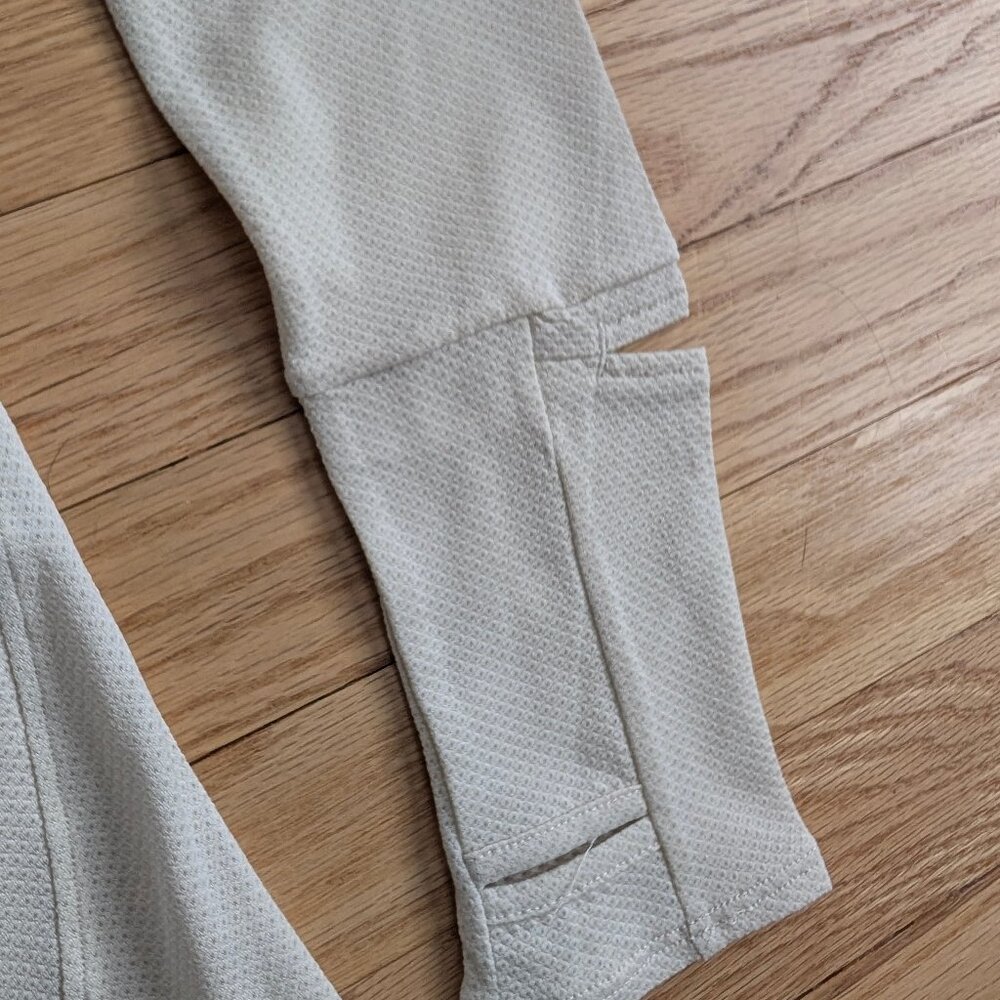 NEW Oiselle Flyout Shirt size 8 Watch View Long Sleeve Running Top Ivory White S - Picture 7 of 12